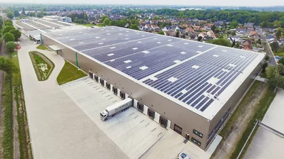 Die regenerative Energiegewinnung an den Klingele-Wellpappenwerken in Deutschland ist Teil der Maßnahmen zur Erreichung der Emissionsziele des Unternehmens, die jetzt von der SBTi anerkannt wurden. (Quelle: Klingele) Die regenerative Energiegewinnung an den Klingele-Wellpappenwerken in Deutschland ist Teil der Maßnahmen zur Erreichung der Emissionsziele des Unternehmens, die jetzt von der SBTi anerkannt wurden. (Quelle: Klingele)
