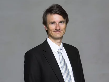 Dr. Jan Klingele Dr. Jan Klingele