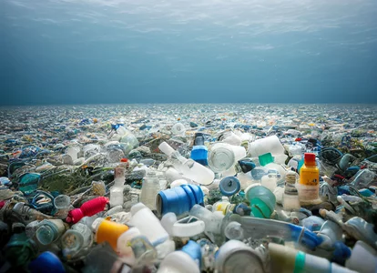 Plastik Müll auf Meeresboden Plastik Müll auf Meeresboden